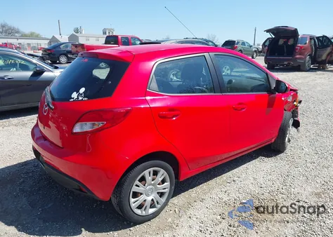 2013 Mazda Mazda2 Sport из США, поврежденный, VIN JM1DE1KYXD0165698